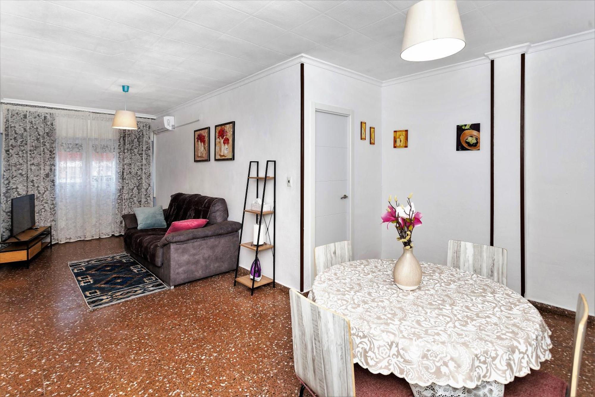 Comfortable Apartment With Wi-Fi Аликанте Екстериор снимка