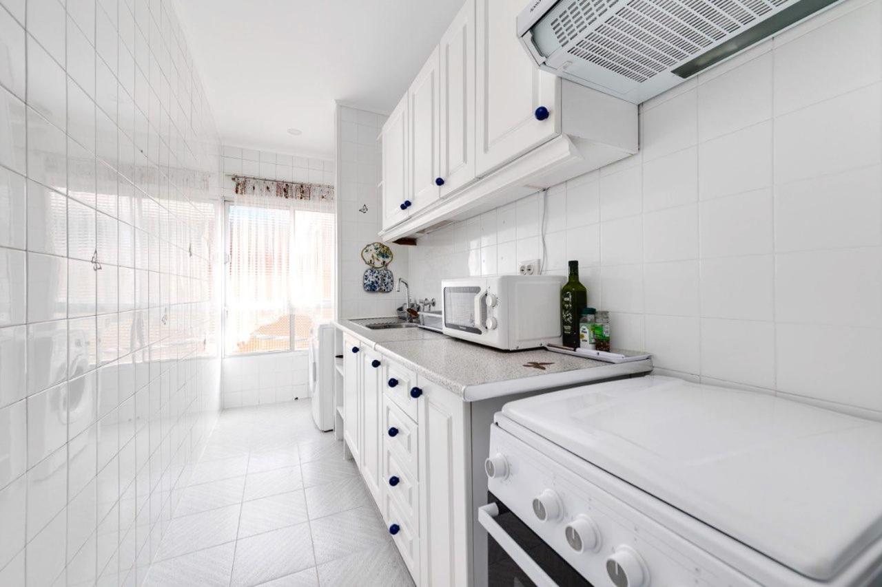 Comfortable Apartment With Wi-Fi Аликанте Екстериор снимка