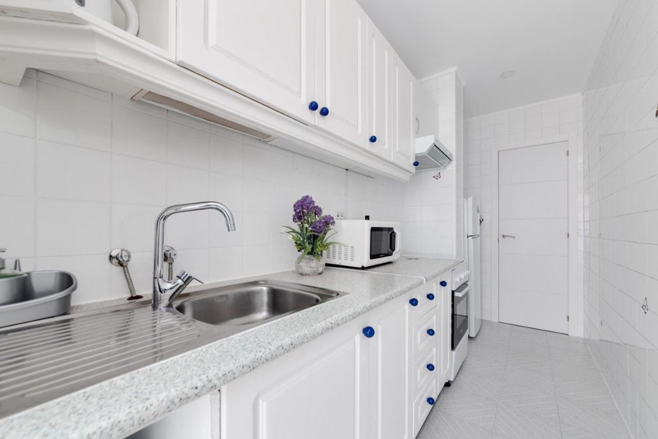 Comfortable Apartment With Wi-Fi Аликанте Екстериор снимка